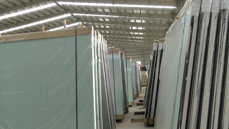 Việt Nam sản xuất gần 500 triệu m2 kính quy tiêu chuẩn mỗi năm
